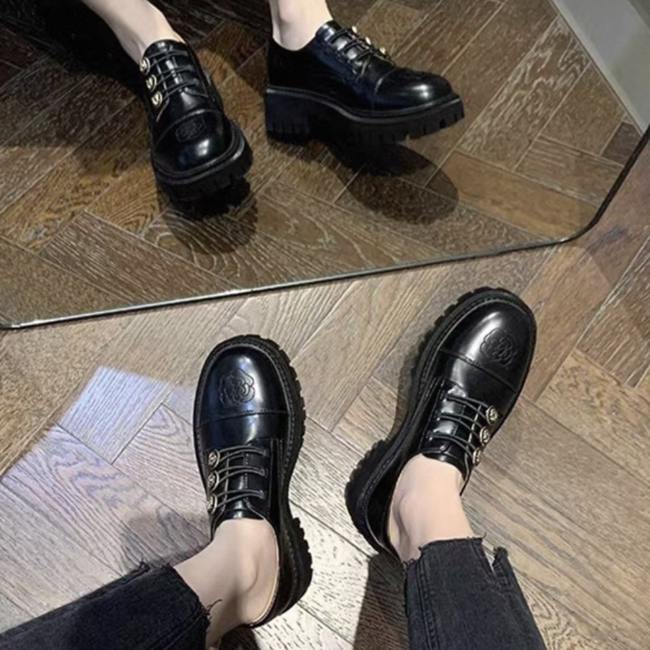 Niche Academic Style Black Block Heel Pumps - Image 2