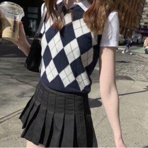 Retro Preppy Style Versatile Diamond-Check BM Knitted Vest