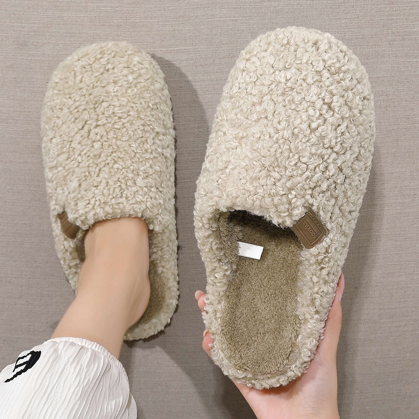 Womens Cozy Thick Soled Slippers For The Home - Image 3