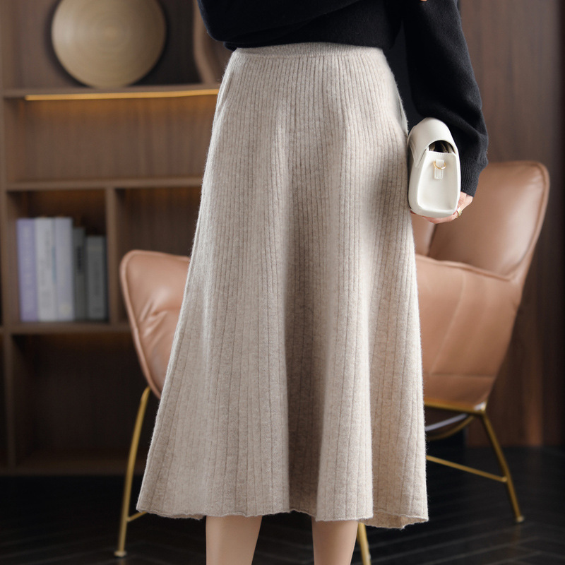 Wool Knitted Stretch Mid-length Cashmere Pleated Skirt - Image 5