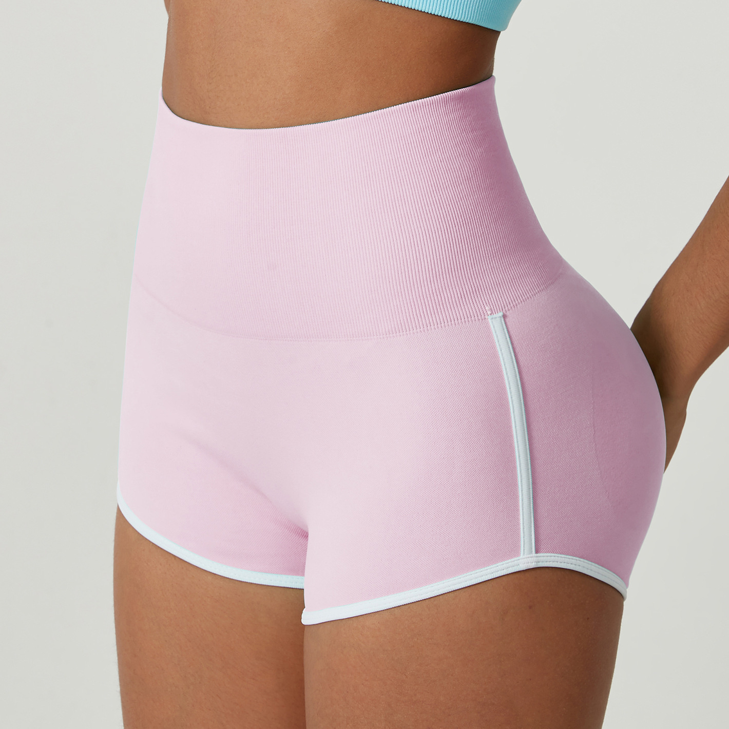 Contrast Color Peach Hip Hot Pants - Image 8