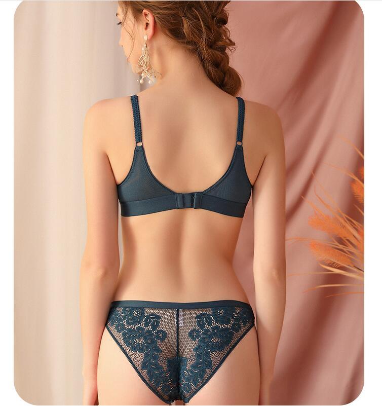 Women's Fashion Lace Hollow Lingerie Suit - Image 2