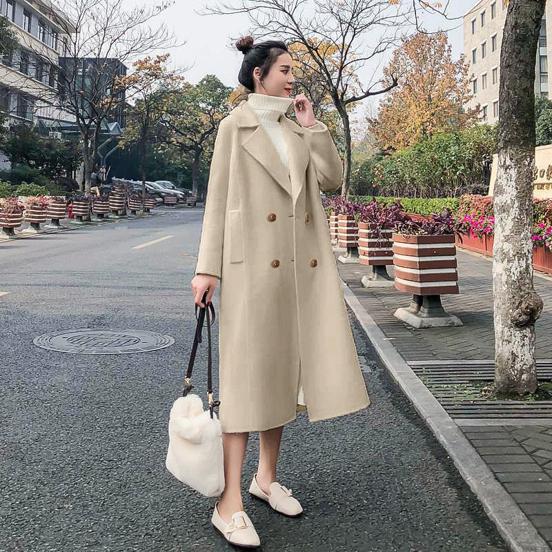 Petite Women's Wool Coat With Notched Lapel - Image 3