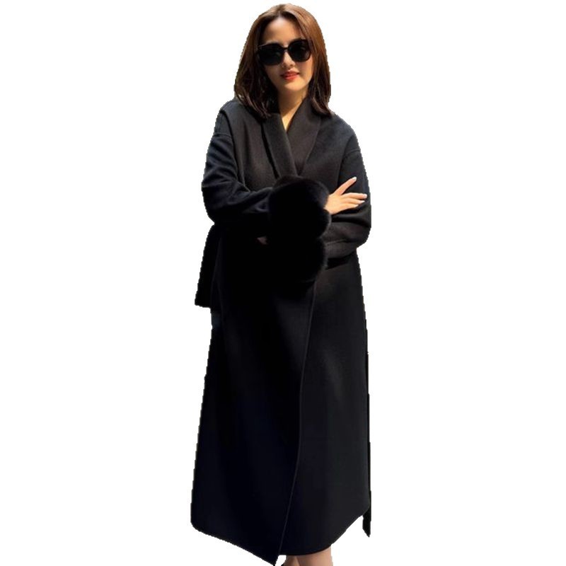 Wool Coat For Women Mid-length Black With Fox-fur Cuffs - Image 4
