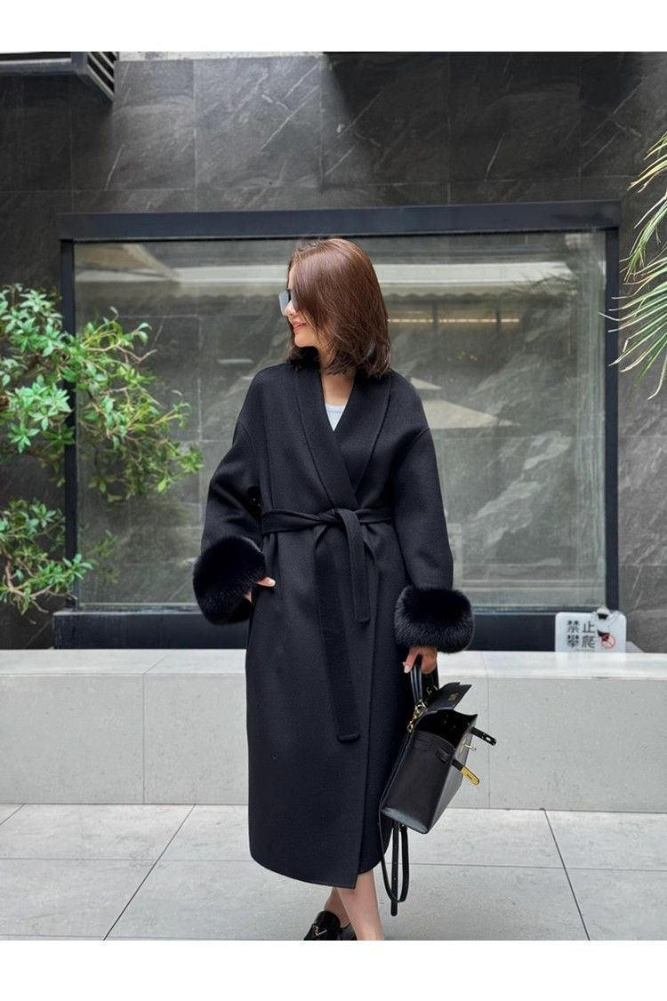 Wool Coat For Women Mid-length Black With Fox-fur Cuffs - Image 5