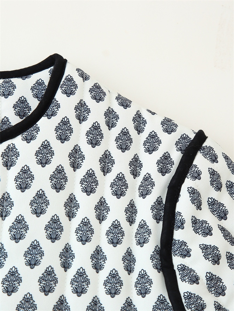 Retro Quilted Long-sleeved Jacket - Image 4