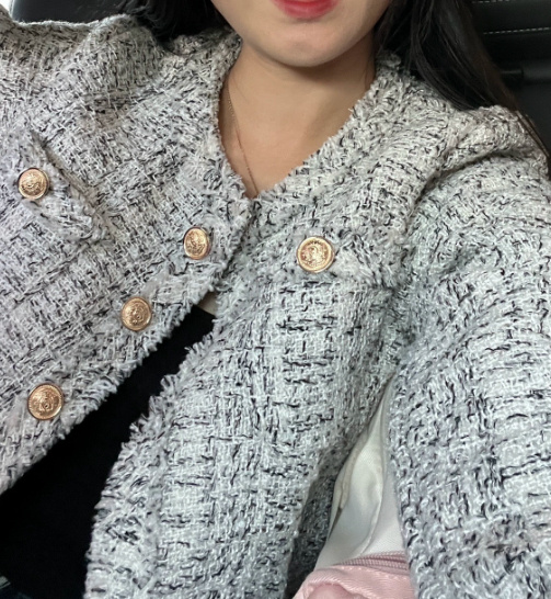 Spring, Autumn, And Winter Casual Versatile Petite Elegant Design Top - Image 4