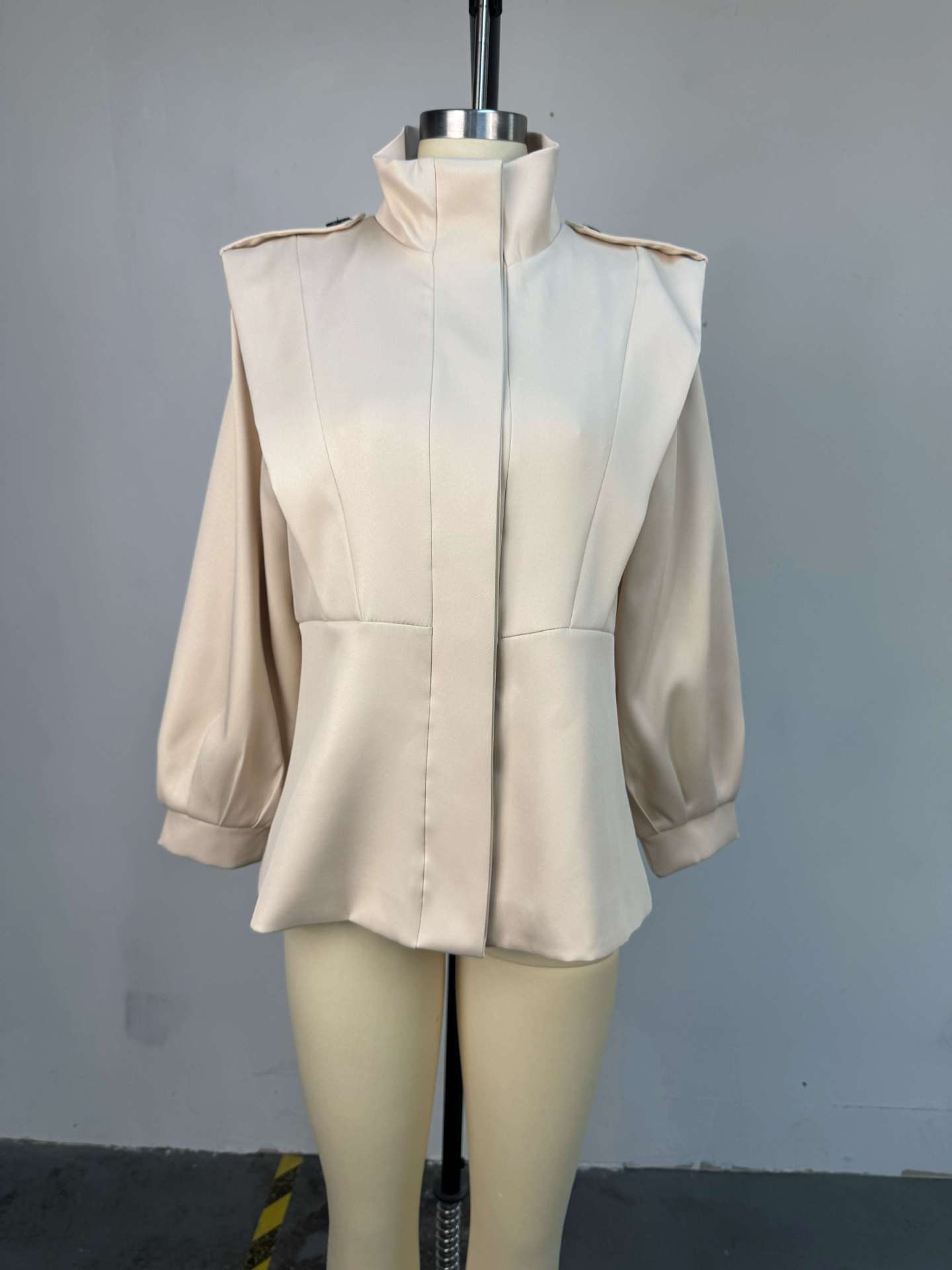 Fashion Women's Irregular Short Trench Coat - Image 6