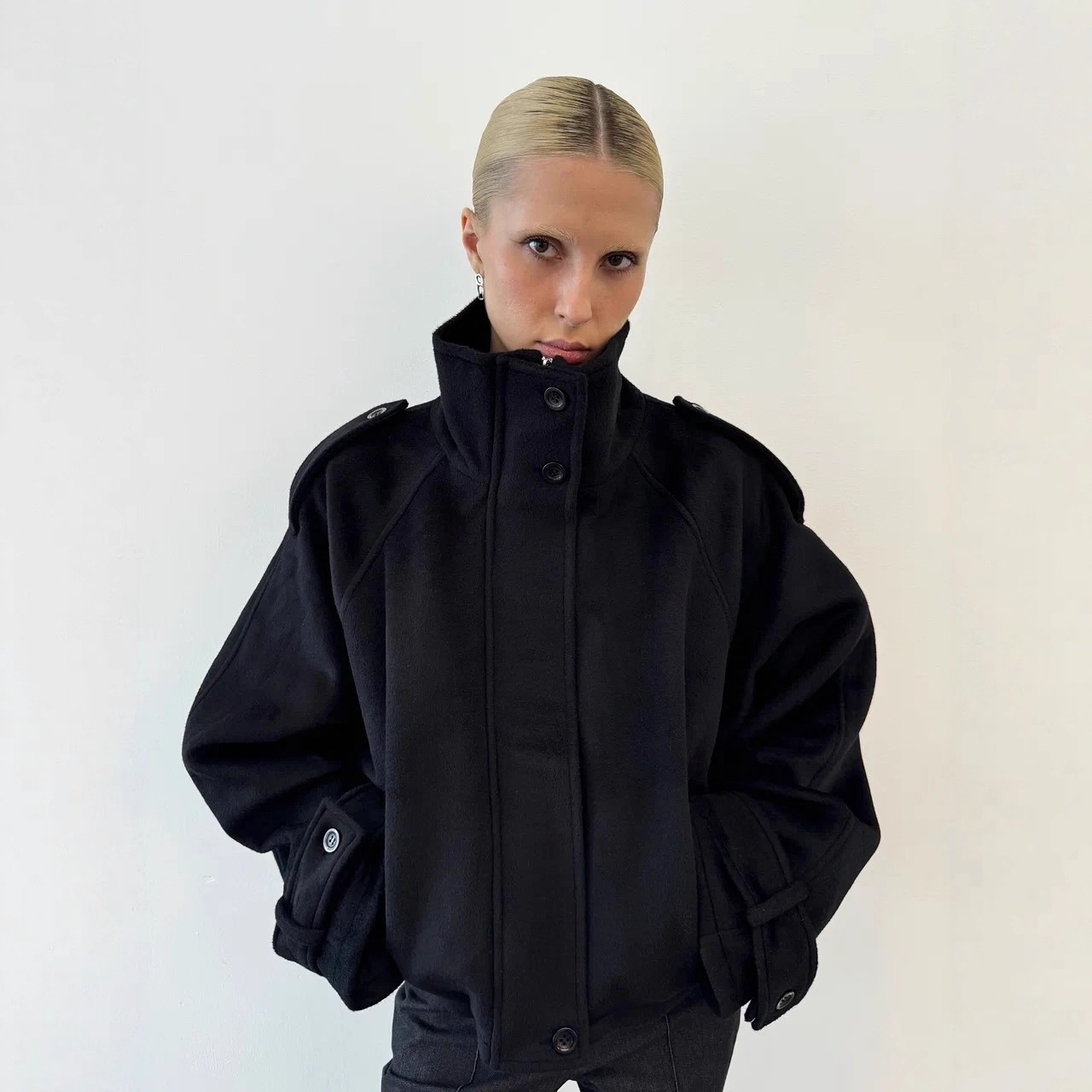 Womens Short Wool Jacket With Zipper - Image 3