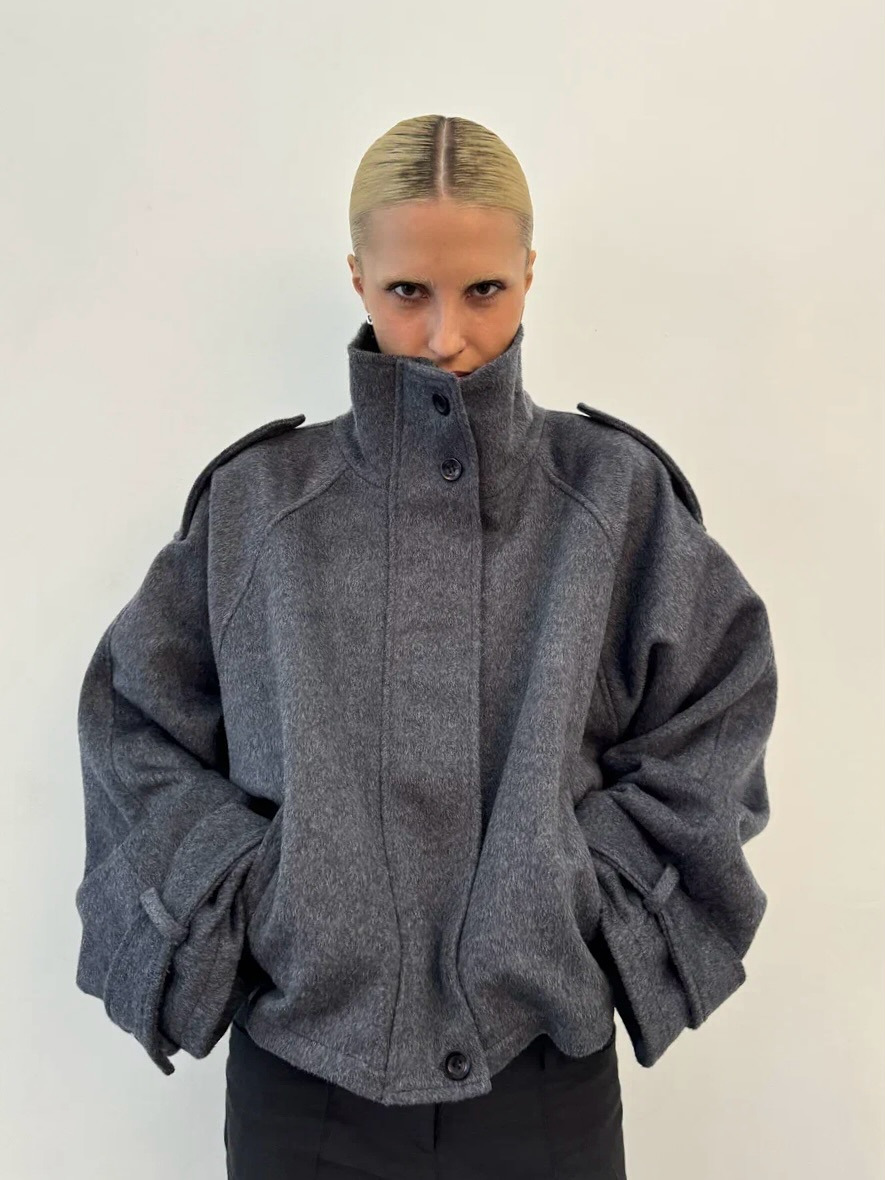 Womens Short Wool Jacket With Zipper - Image 6