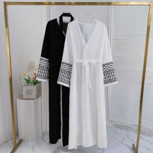 Elegant Cardigan Embroidered Muslim Dress Women's Robe