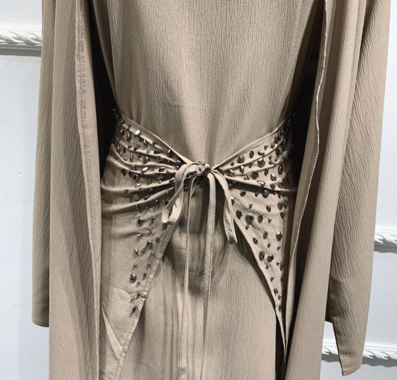 Middle East Dubai Solid Color Three-piece Suit - Image 8