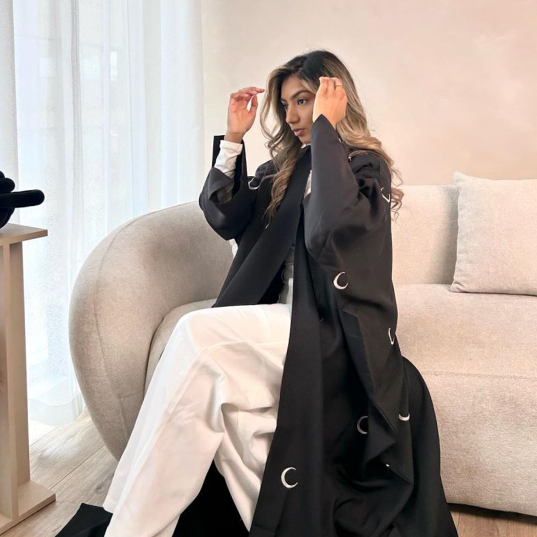 Dubai Middle East Turkey Dubai Moon Embroidery Elegant Cardigan Robe - Image 3