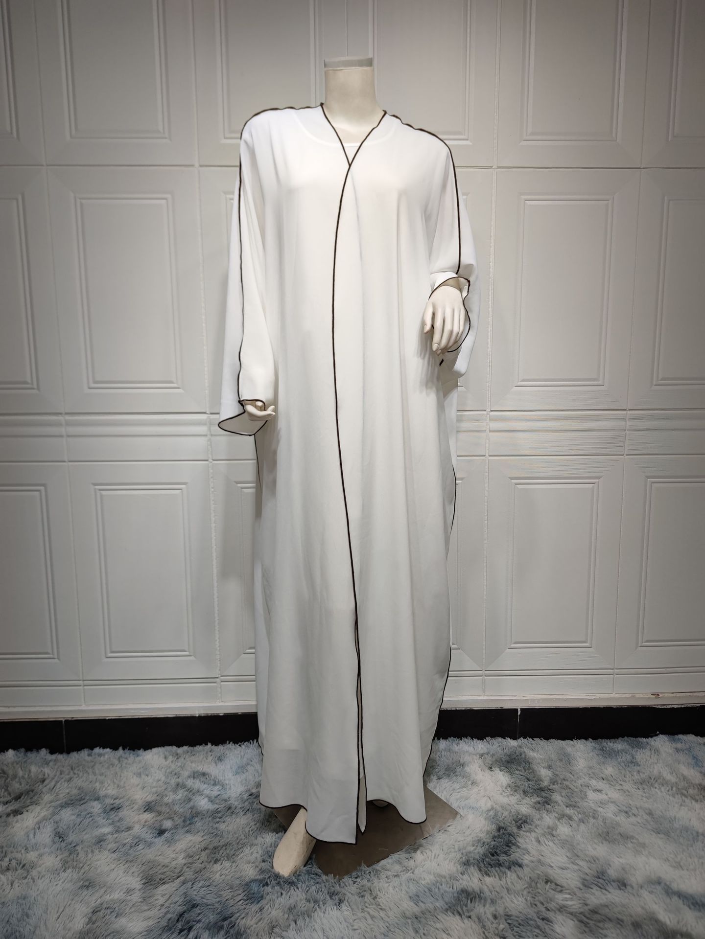 Women's White Patchwork Plus Size Women's Abaya Robe - Image 7