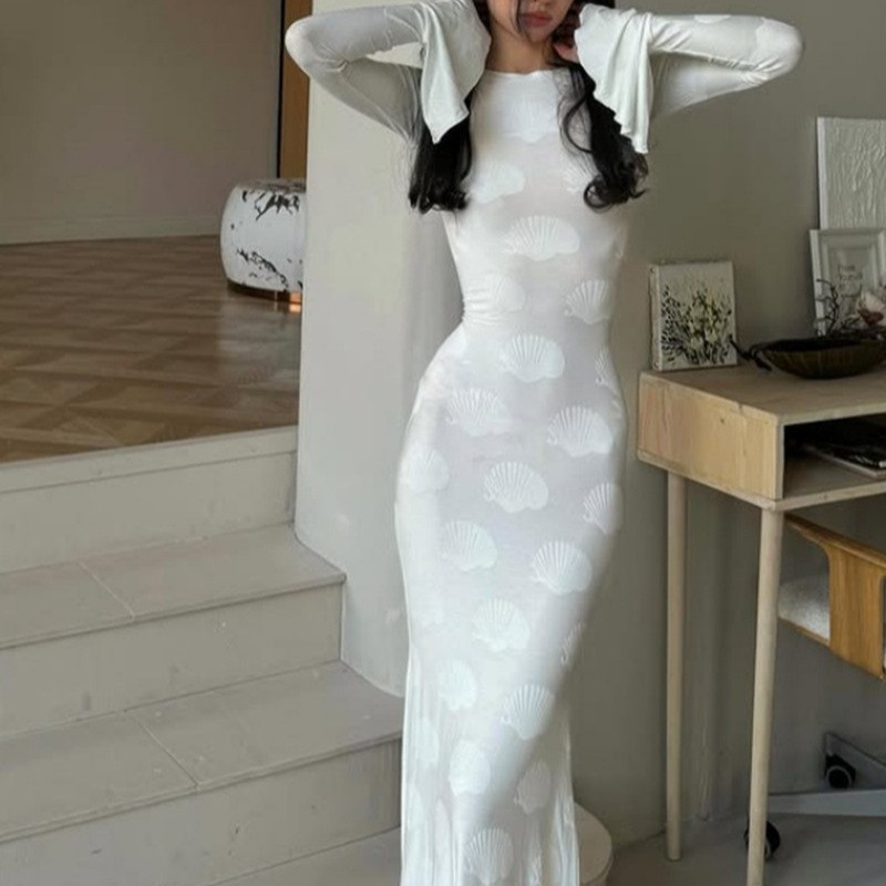 Crew-neck Flared-sleeve Tie-detail Pure Yet Seductive Long-sleeve Dress - Image 3