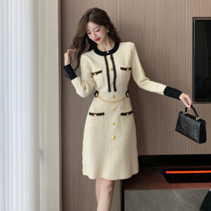 Womens Casual Crew-Neck Knitted Dress With Buttons