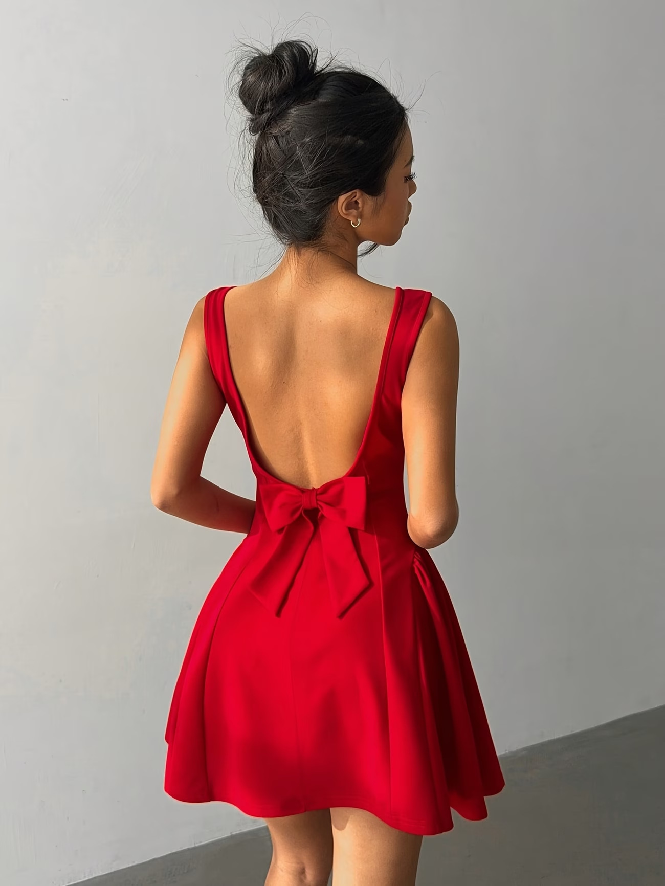 Elegant Red Evening Gown With A Bold Open Back Sleeveless Spaghetti Strap A Line Dress - Image 6