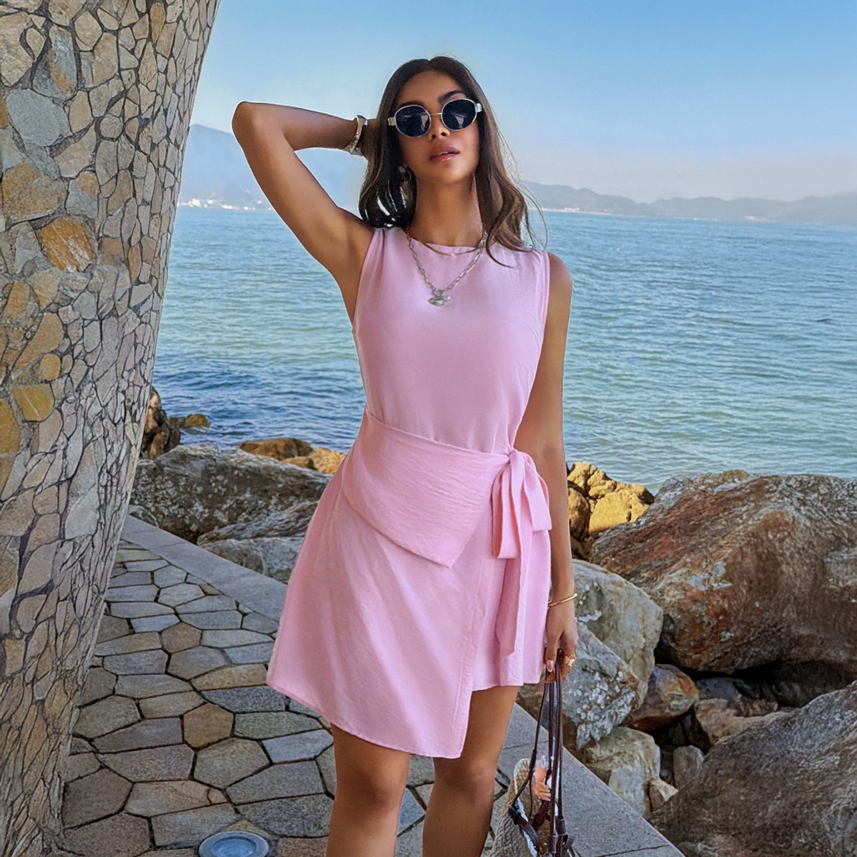 Solid-color Strap Dress For Leisure And Vacation - Image 3