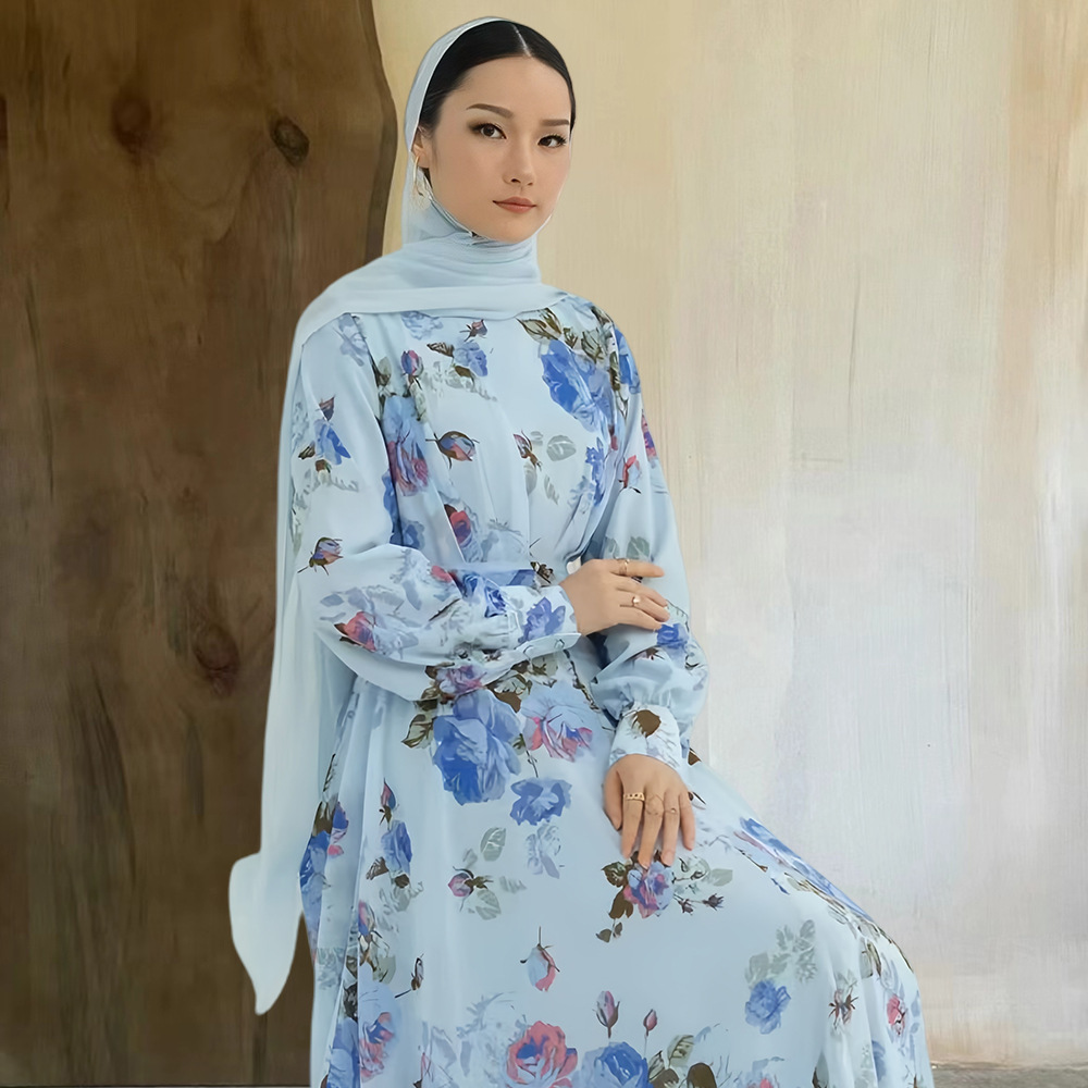 Crew-neck Floral-print Midi Dress With A Matching Belt For A Slimming Fit - Image 3