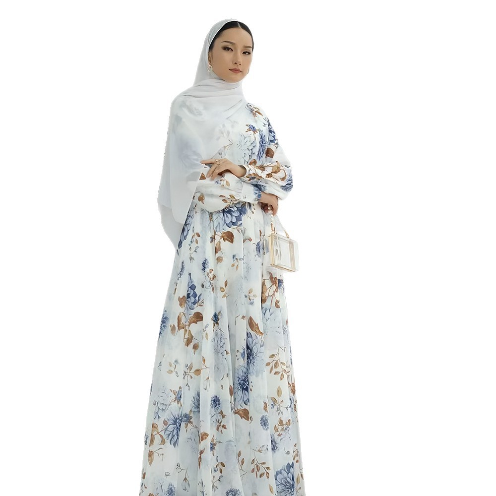 Crew-neck Floral-print Midi Dress With A Matching Belt For A Slimming Fit - Image 5