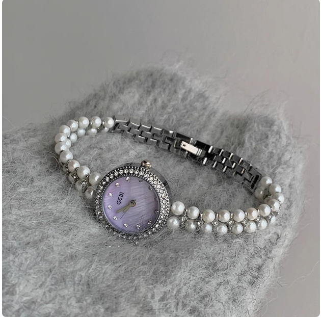 High-grade Special Interest Light Luxury Women's Quartz Watch - Image 3